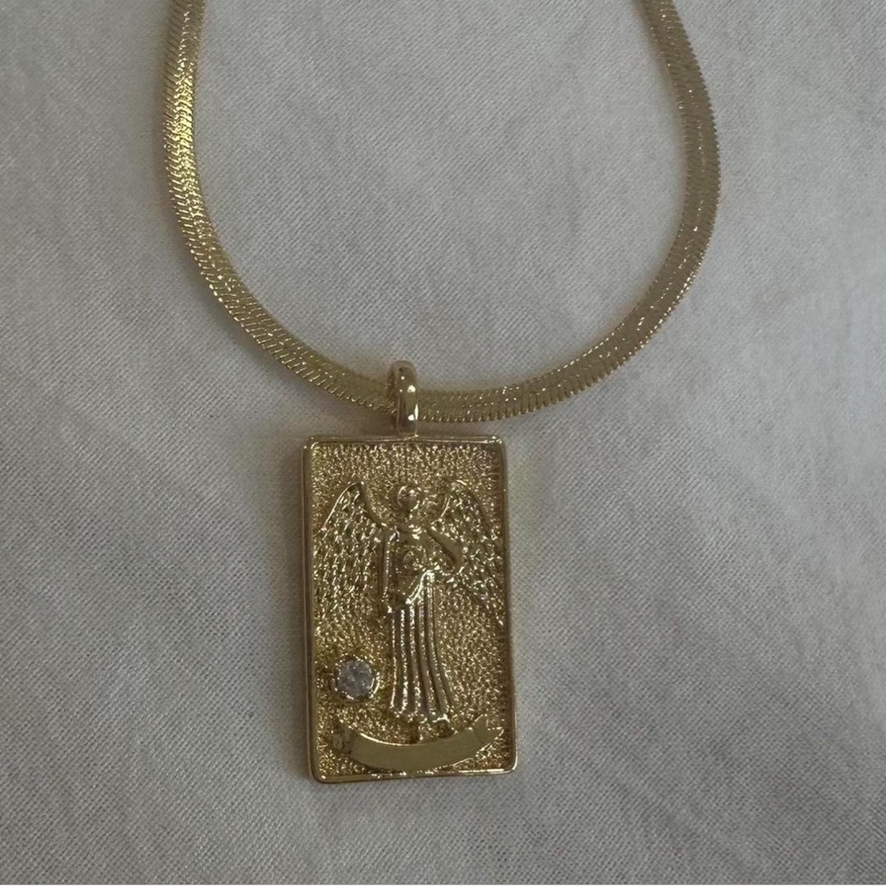 Angel Pendant Yellow Gold Vermeil